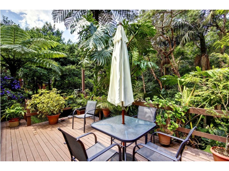 9 Palmgrove Place, North Avoca NSW 2260