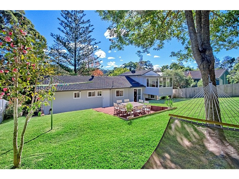 274 Avoca Drive, Avoca Beach NSW 2251