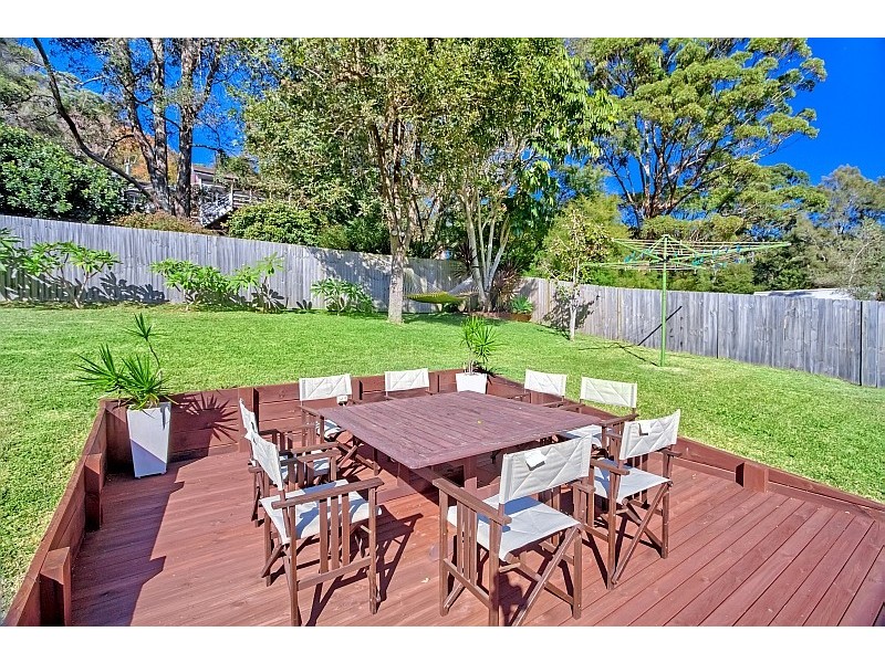 274 Avoca Drive, Avoca Beach NSW 2251