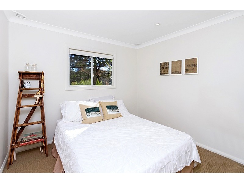 274 Avoca Drive, Avoca Beach NSW 2251
