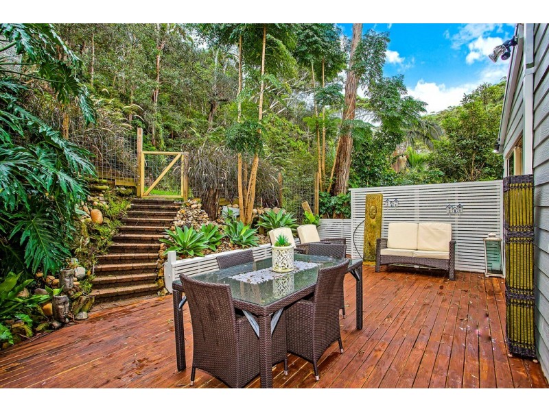 57 Surf Rider Avenue, North Avoca NSW 2260