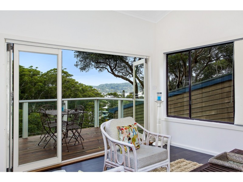 57 Surf Rider Avenue, North Avoca NSW 2260