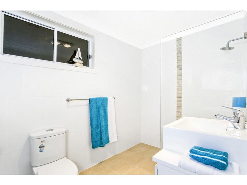 57 Surf Rider Avenue, North Avoca NSW 2260