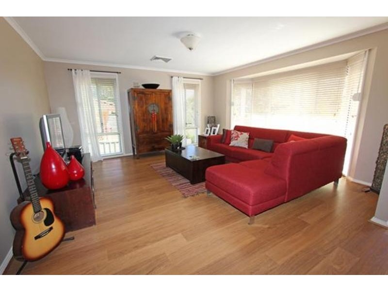 1/4 Willowin Close, Green Point NSW 2251