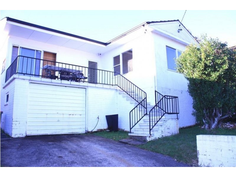 4 Park Crescent, Green Point NSW 2251