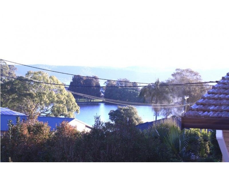4 Park Crescent, Green Point NSW 2251