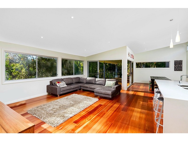 31 Karani Avenue, Avoca Beach NSW 2251