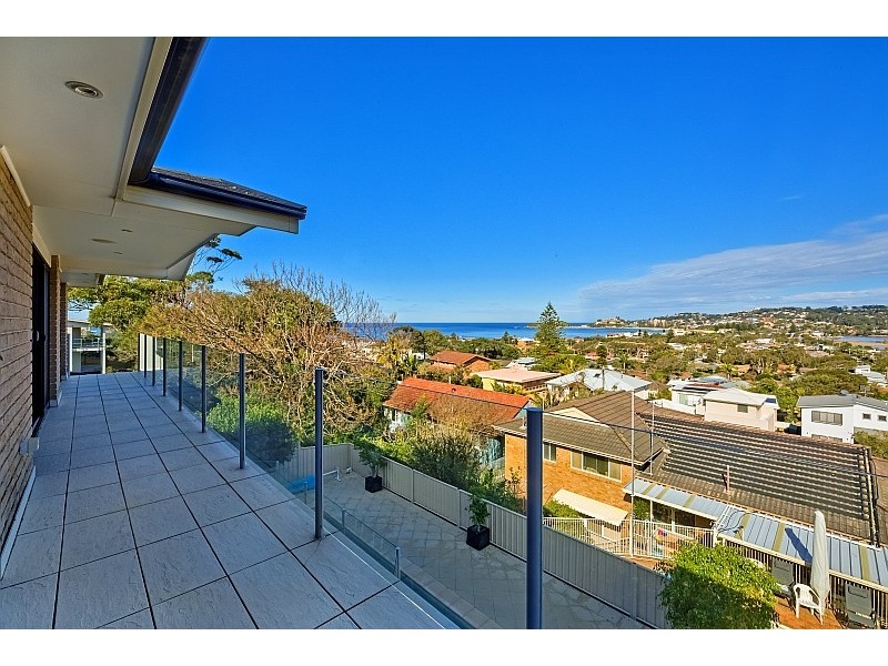 30 Dover Road, Wamberal NSW 2260