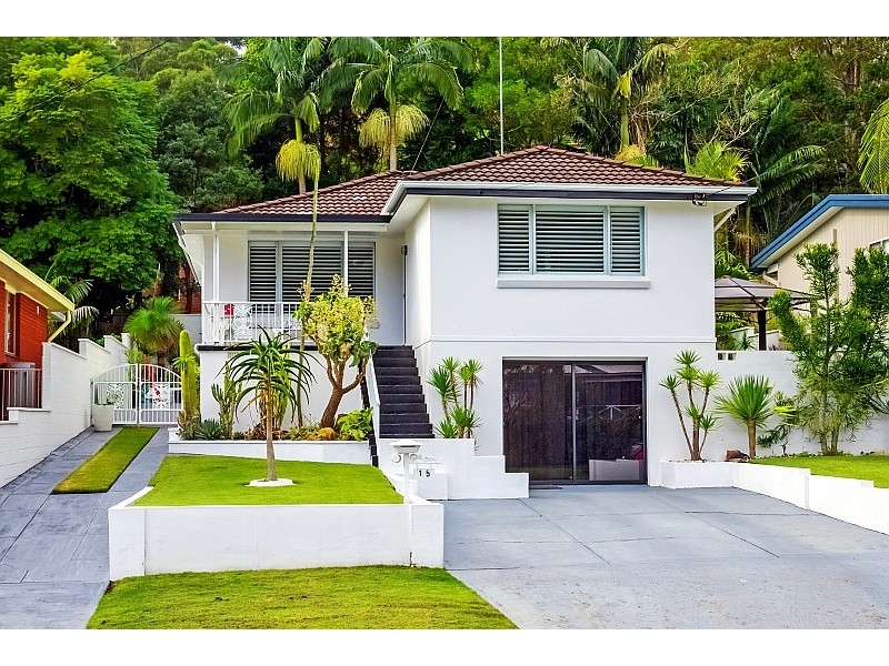 15 Ashley Avenue, Terrigal NSW 2260