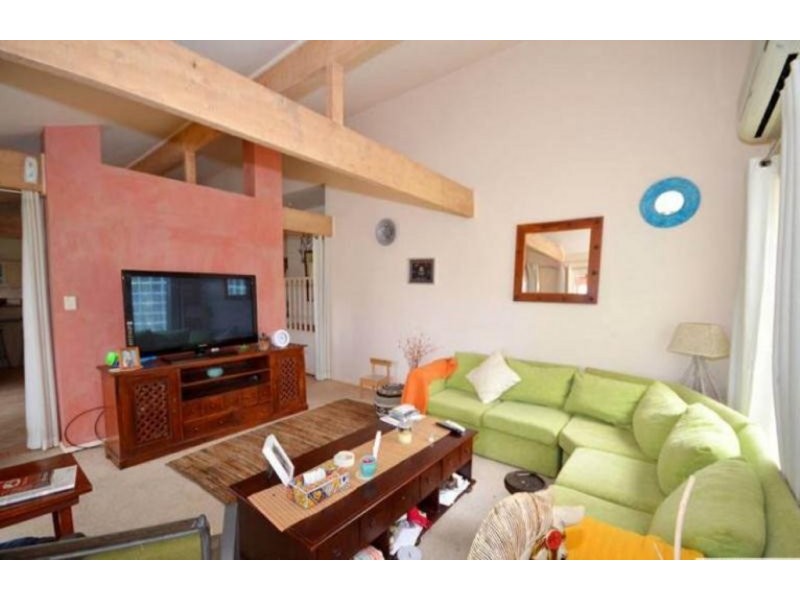 1 Franklin Road, Avoca Beach NSW 2251