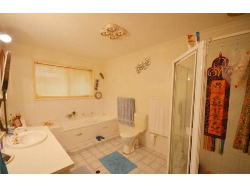 1 Franklin Road, Avoca Beach NSW 2251