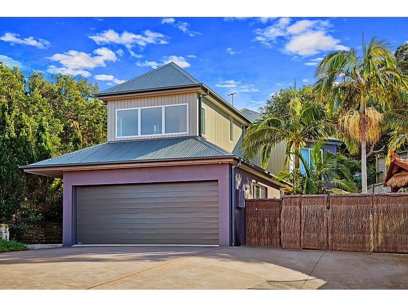 79a Tramway Rd, North Avoca NSW 2260