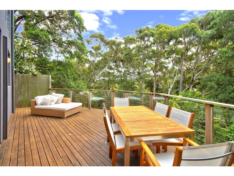 79a Tramway Rd, North Avoca NSW 2260