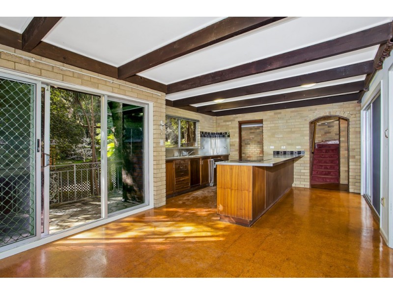 76 Lake Shore Drive, North Avoca NSW 2260