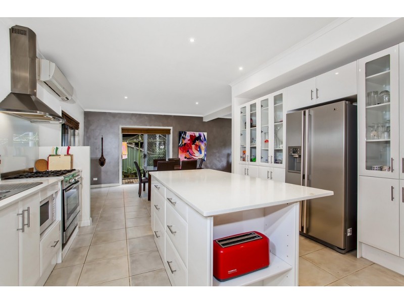 27 Francis Road, North Avoca NSW 2260