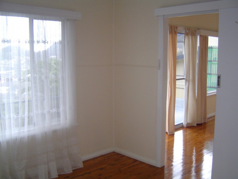 13 Warren, Avoca Beach NSW 2251