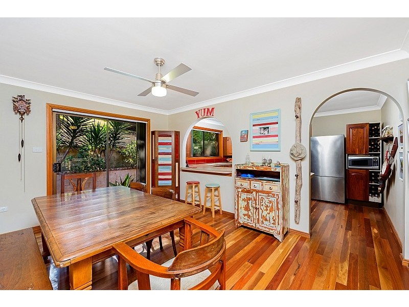 8 Walder Crescent, Avoca Beach NSW 2251