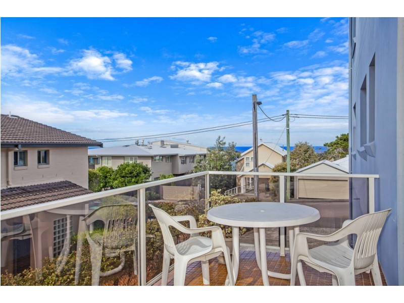 2/15 Barnhill Road, Terrigal NSW 2260