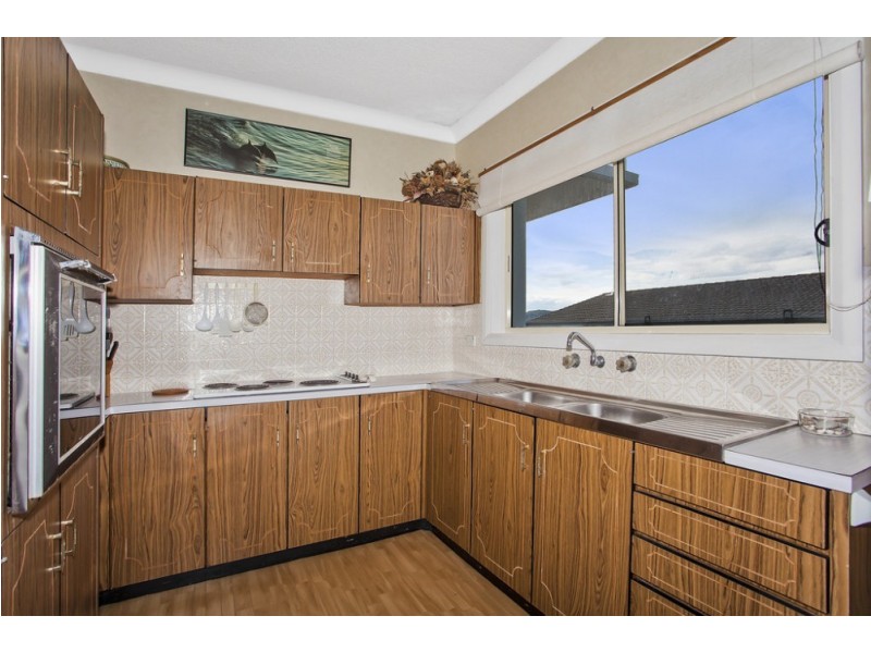 2/15 Barnhill Road, Terrigal NSW 2260