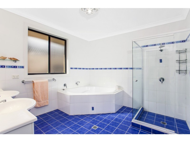 69A The Round Drive, Avoca Beach NSW 2251