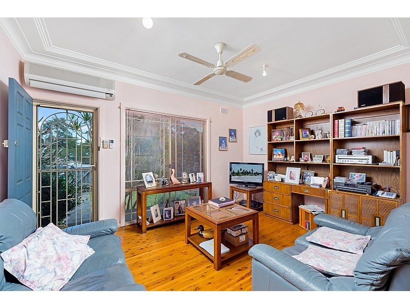 184 Avoca Drive, Kincumber NSW 2251