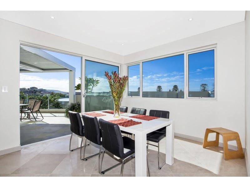 6/8 Cadell Street, Terrigal NSW 2260