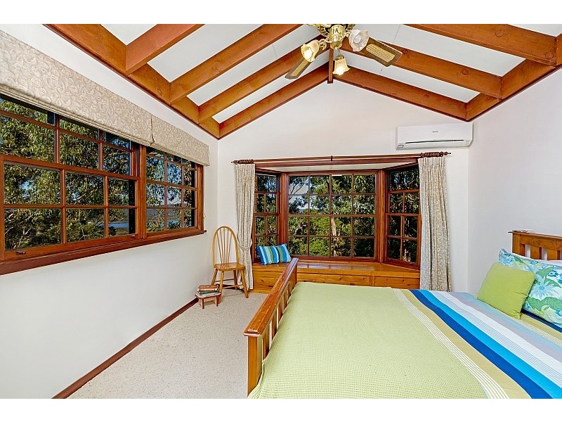 54 Waratah Street, East Gosford NSW 2250