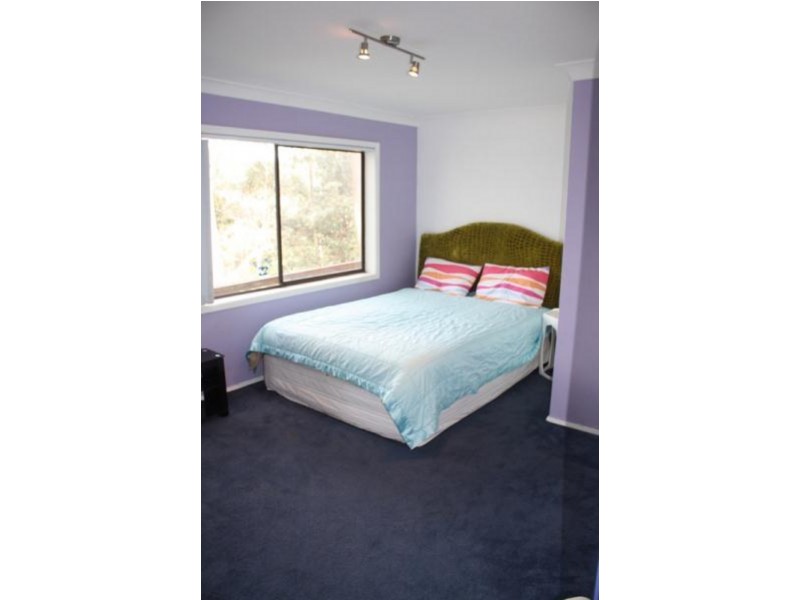 17a Easter Parade, North Avoca NSW 2260