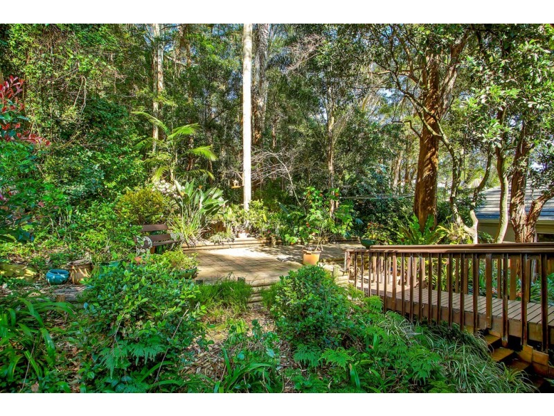 38 Surf Rider Avenue, North Avoca NSW 2260