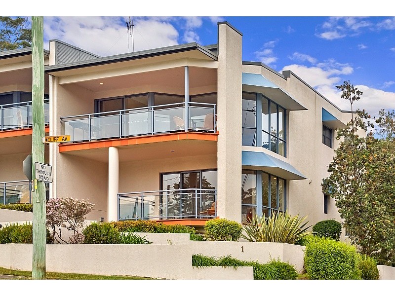 1/1 Cliff Avenue, Avoca Beach NSW 2251
