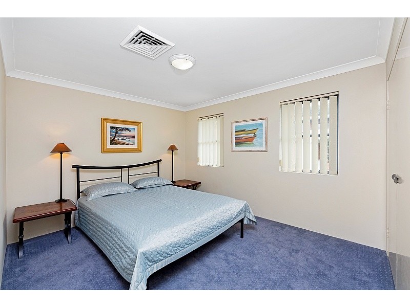 1/1 Cliff Avenue, Avoca Beach NSW 2251