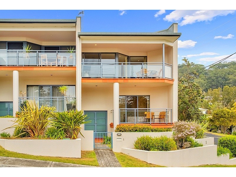 1/1 Cliff Avenue, Avoca Beach NSW 2251