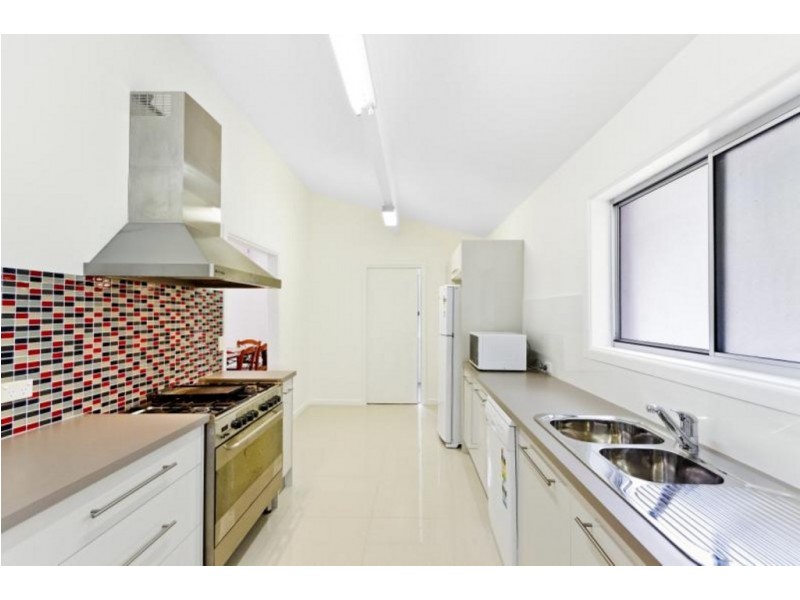 43 Carolina Park Road, Avoca Beach NSW 2251