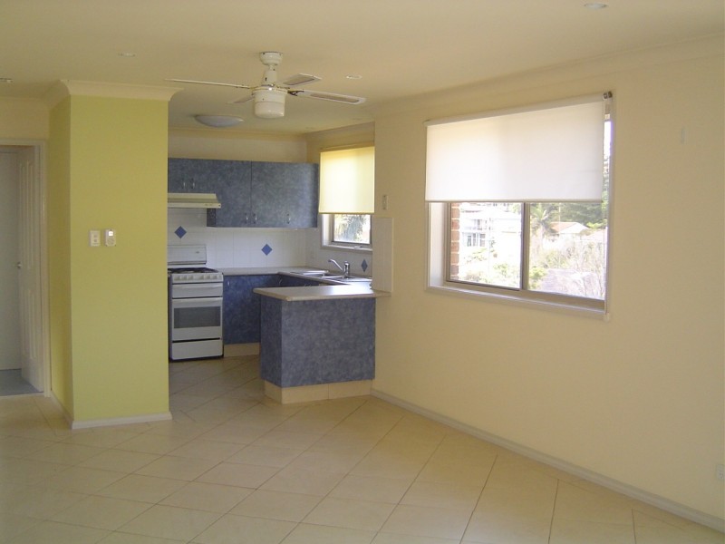 1/7 Smillie Street, Terrigal NSW 2260