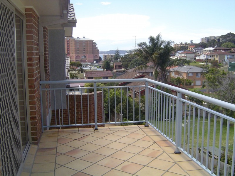 1/7 Smillie Street, Terrigal NSW 2260