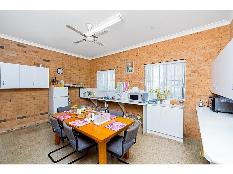 11 Victoria Avenue, The Entrance NSW 2261