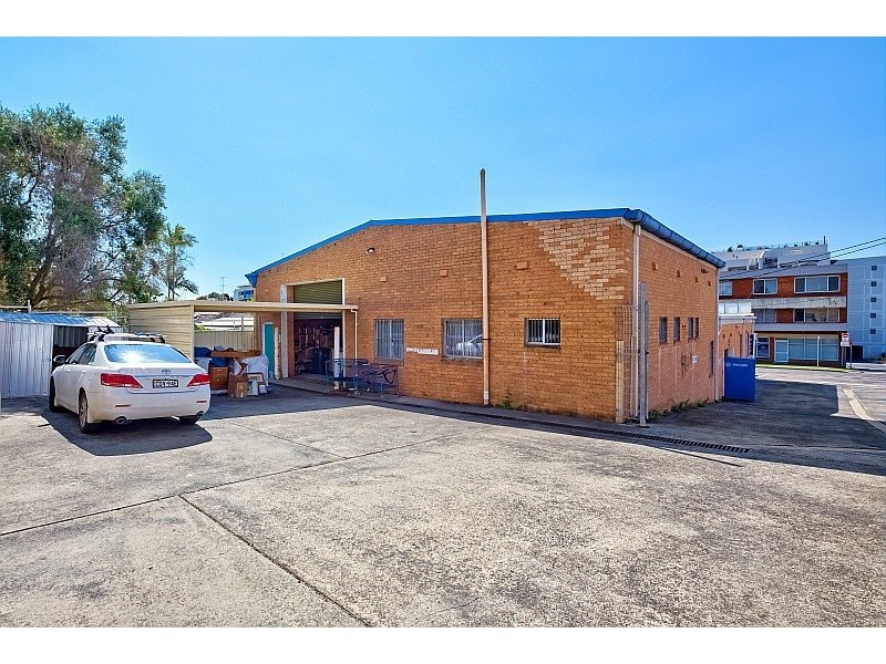 11 Victoria Avenue, The Entrance NSW 2261