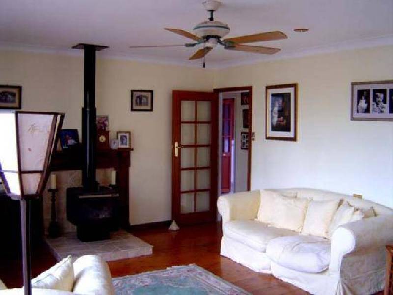 216 The Round Drive, Avoca Beach NSW 2251