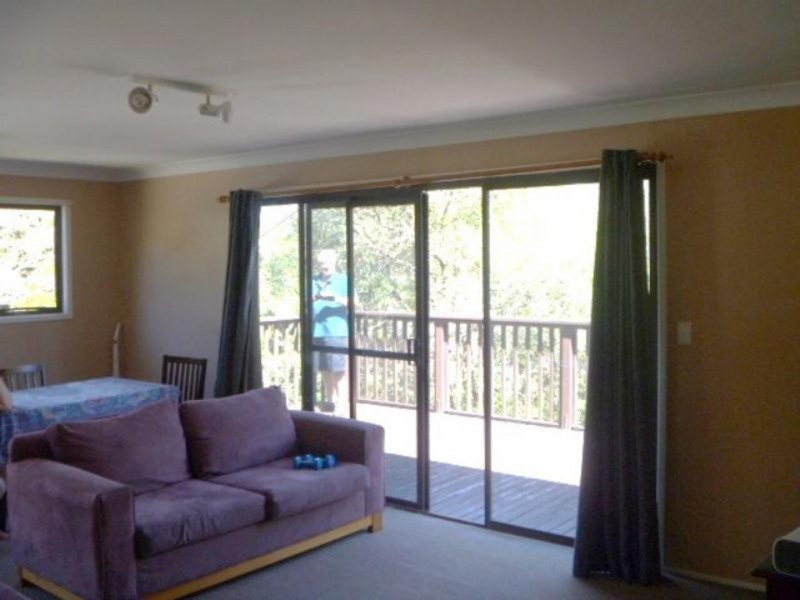 11 Cape Three Points Road, Avoca Beach NSW 2251