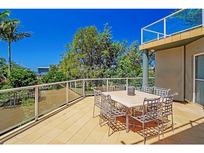 1/129 Ocean View Drive, Wamberal NSW 2260