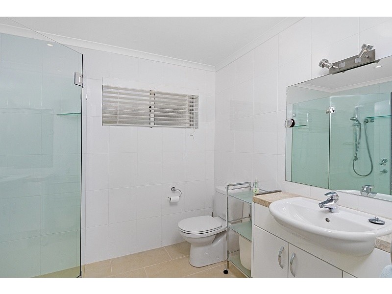 1/129 Ocean View Drive, Wamberal NSW 2260