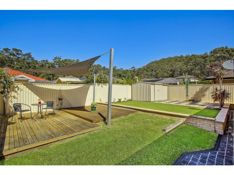8 Quattroville Place, Green Point NSW 2251
