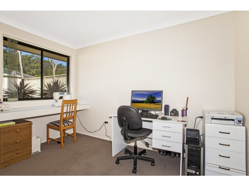 8 Quattroville Place, Green Point NSW 2251