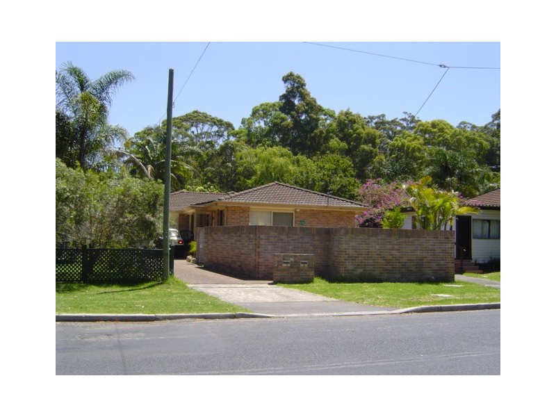 1/176 The Round Drive, Avoca Beach NSW 2251