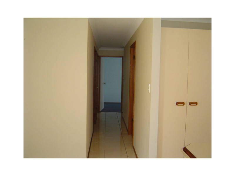 1/176 The Round Drive, Avoca Beach NSW 2251