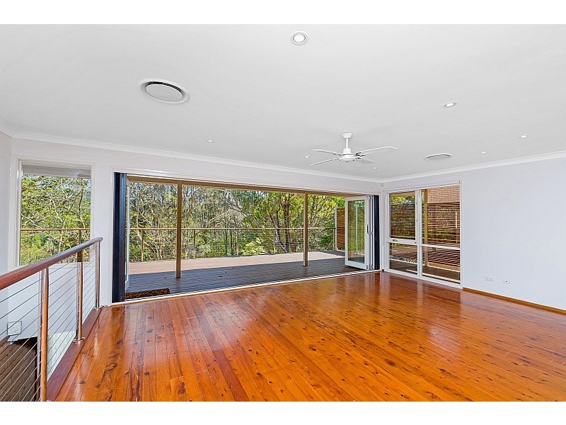 32 Hillside Road, Avoca Beach NSW 2251
