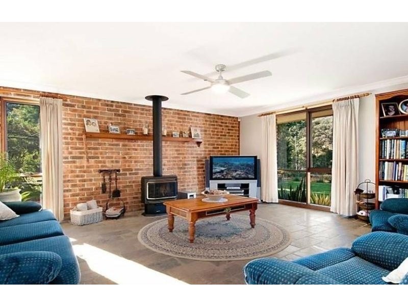 69 Picketts Valley Road, Picketts Valley NSW 2251