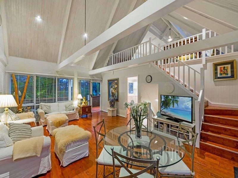 25 Tramway Road, North Avoca NSW 2260