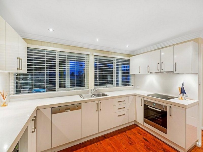 25 Tramway Road, North Avoca NSW 2260