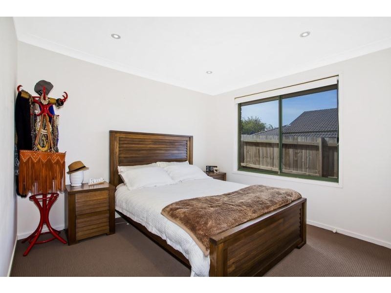 2/234 Cresthaven Avenue, Bateau Bay NSW 2261